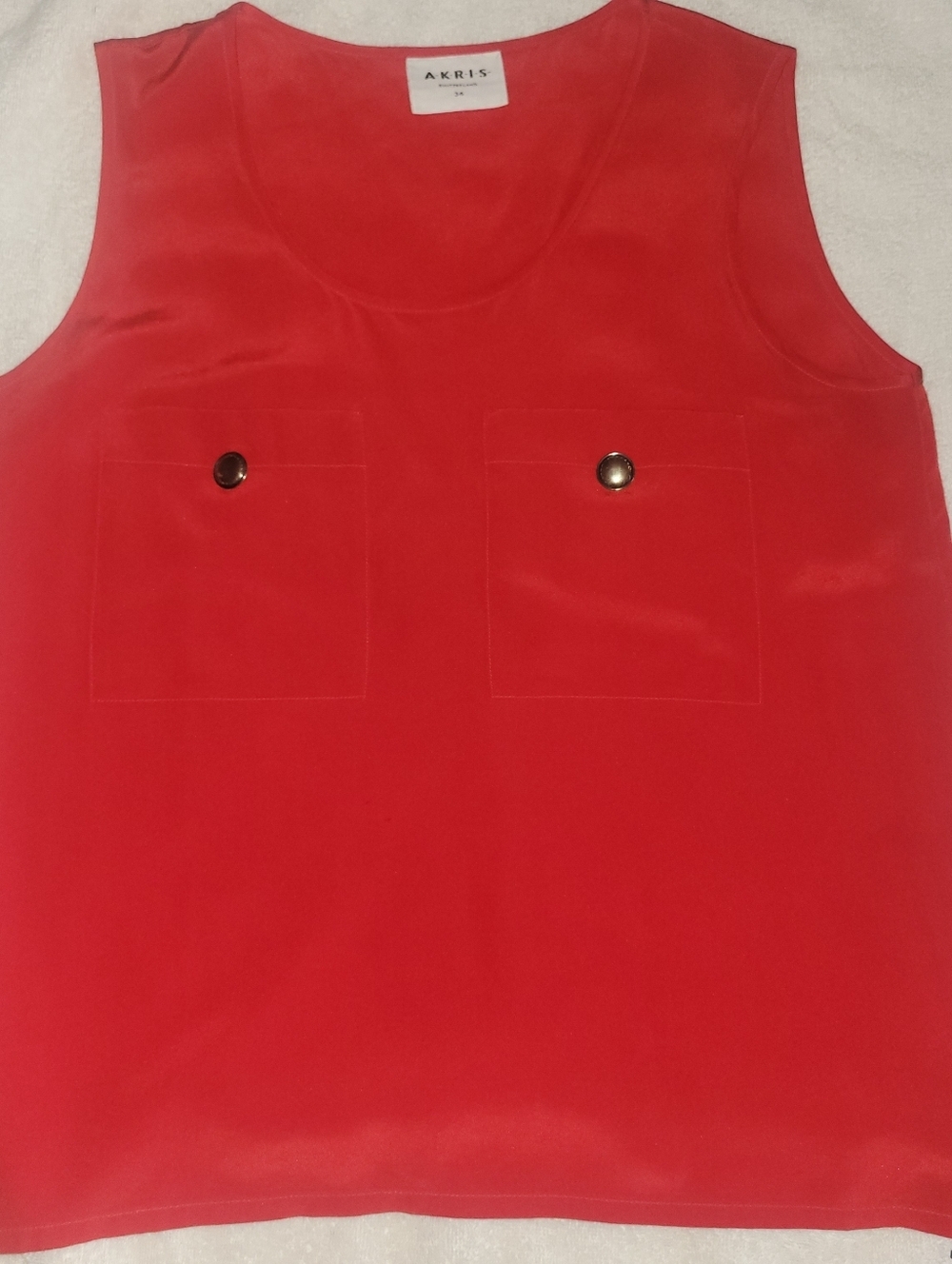 Akris Red Silk Boxy Shell Top 36 Relaxed Fit Sleeveless Blouse Pockets
